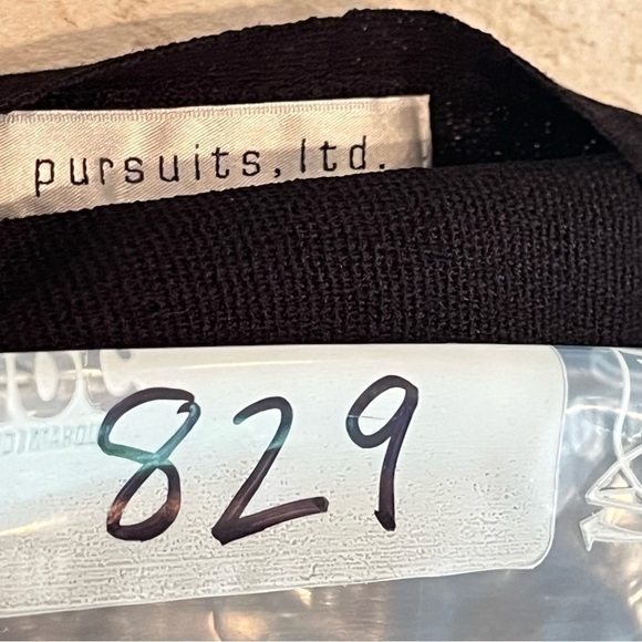 PURSUITS, LTD Women's Tank Top Large Black Travel - Picture 13 of 13